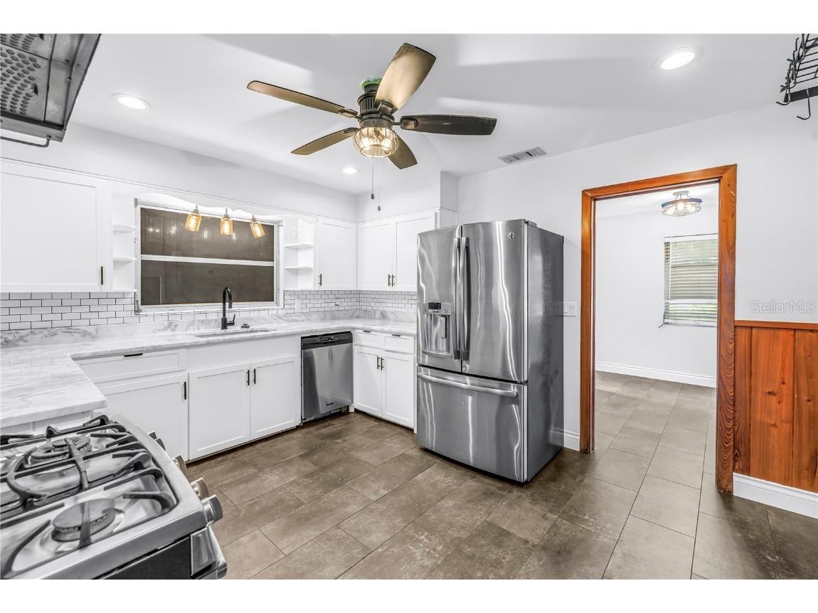 1019 Woodcrest Avenue Clearwater FL 33756 TB8456713 image12