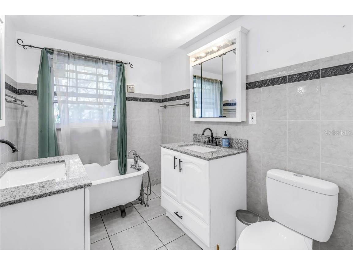 1019 Woodcrest Avenue Clearwater FL 33756 TB8456713 image20