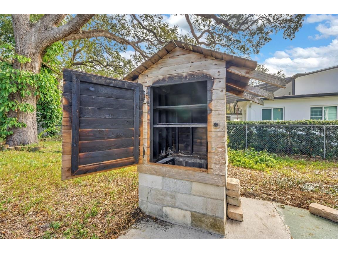 1019 Woodcrest Avenue Clearwater FL 33756 TB8456713 image34