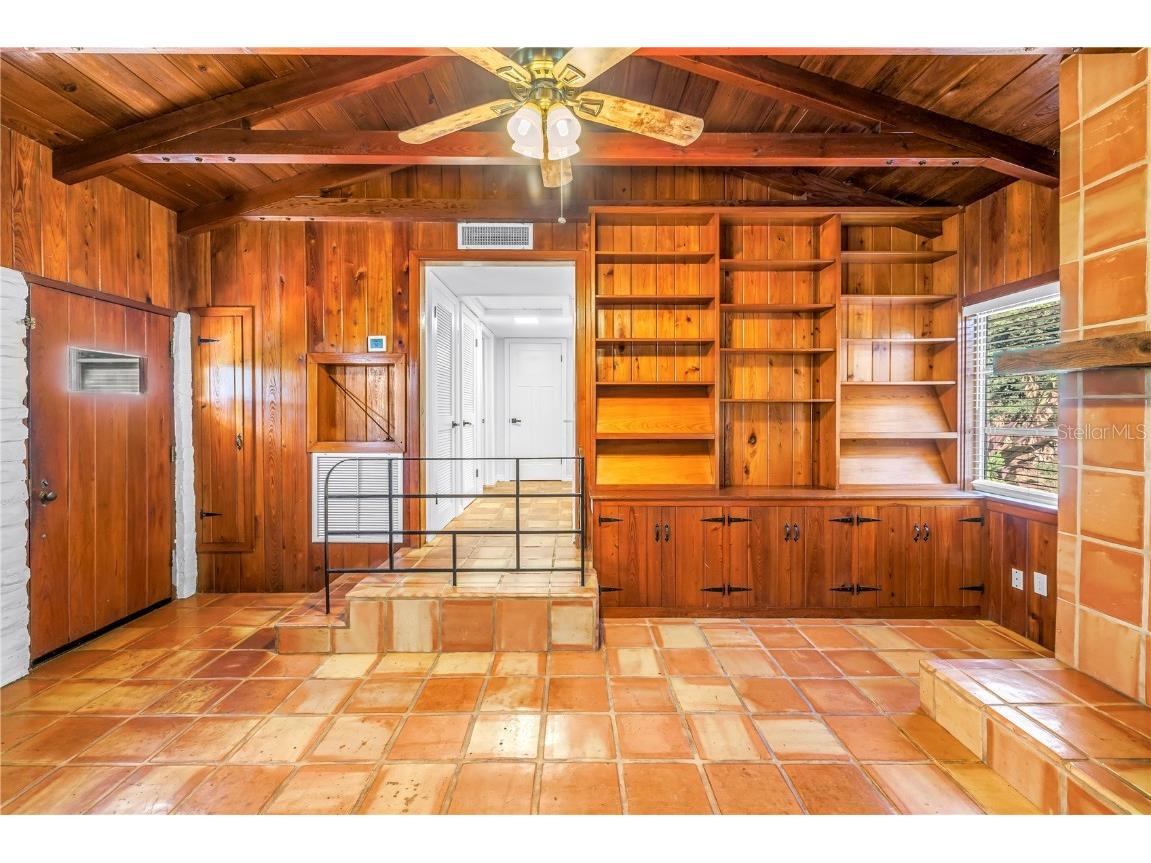 1019 Woodcrest Avenue Clearwater FL 33756 TB8456713 image8