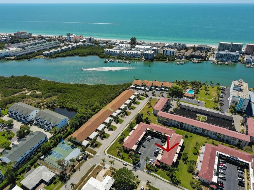 10190 Imperial Point Drive W #12 Largo FL 33774 U8193832 image1