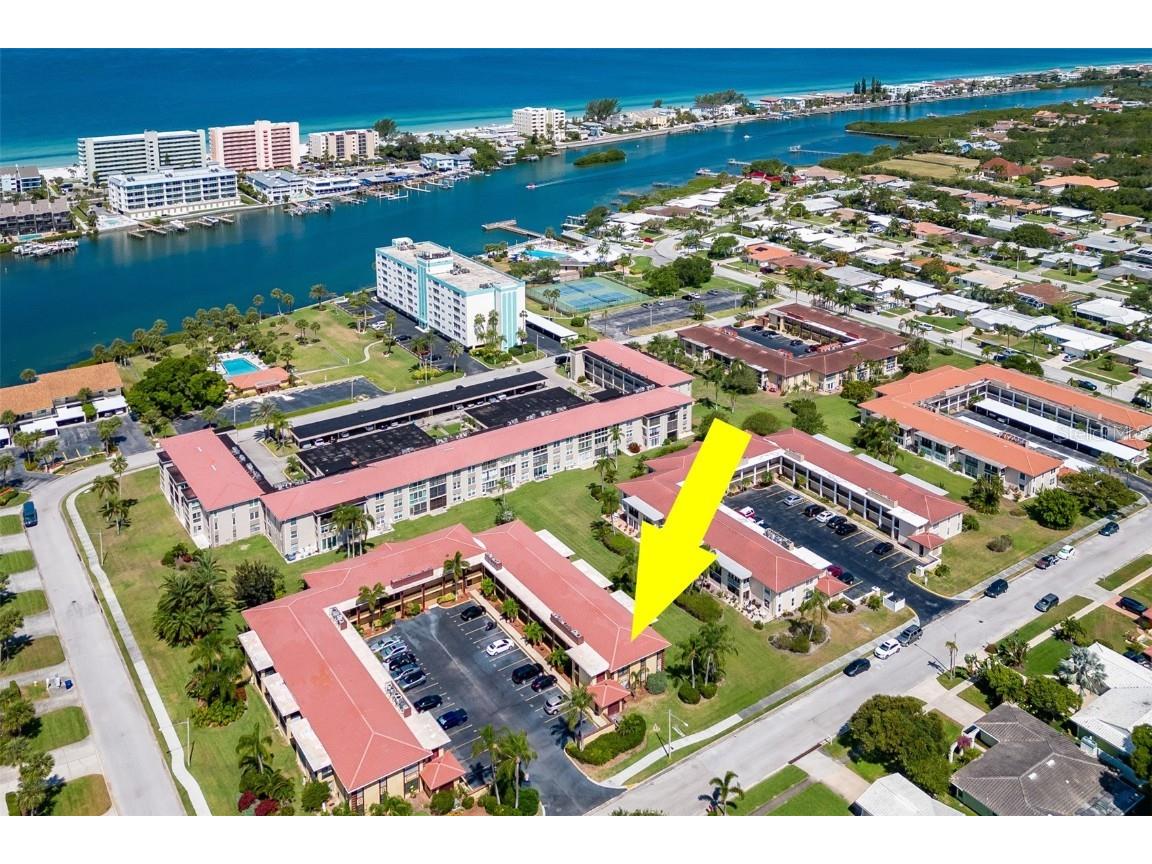 10190 Imperial Point Drive W #13 Largo FL 33774 U8198943 image1