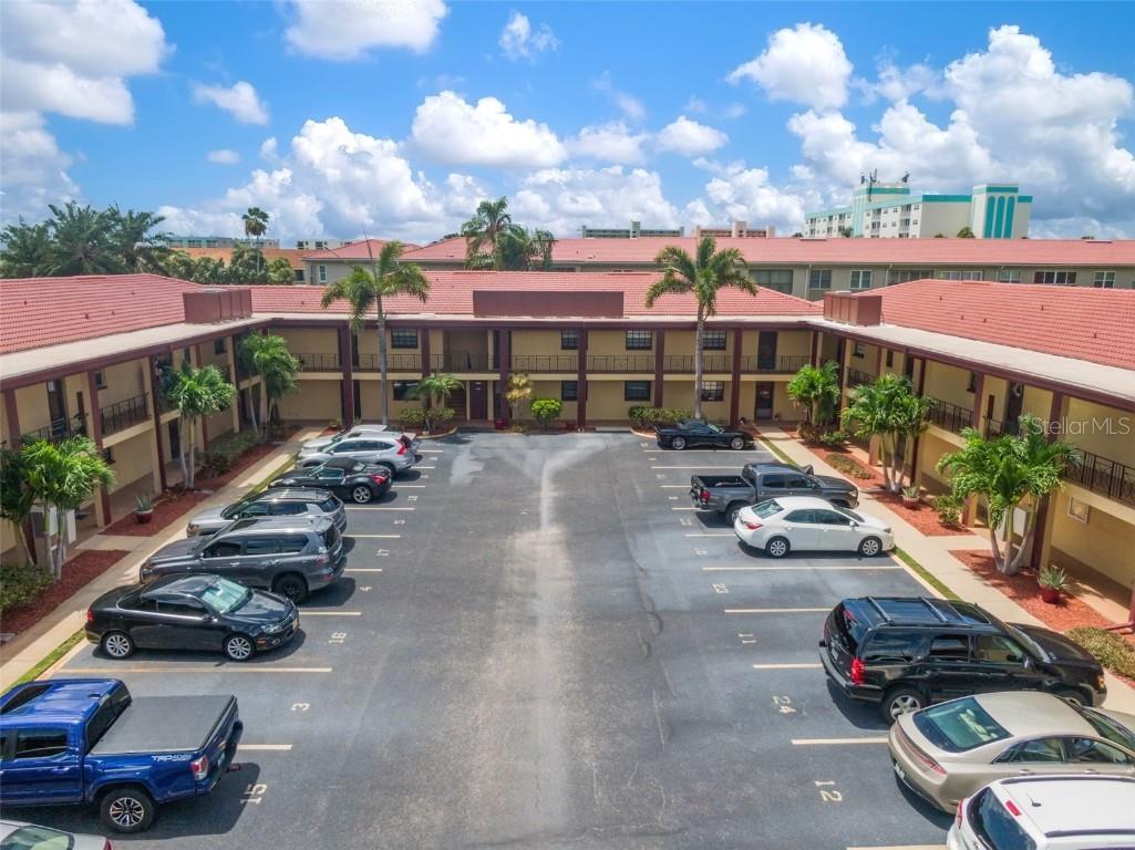 10190 Imperial Point Drive W #17 Largo FL 33774 U8211166 image1