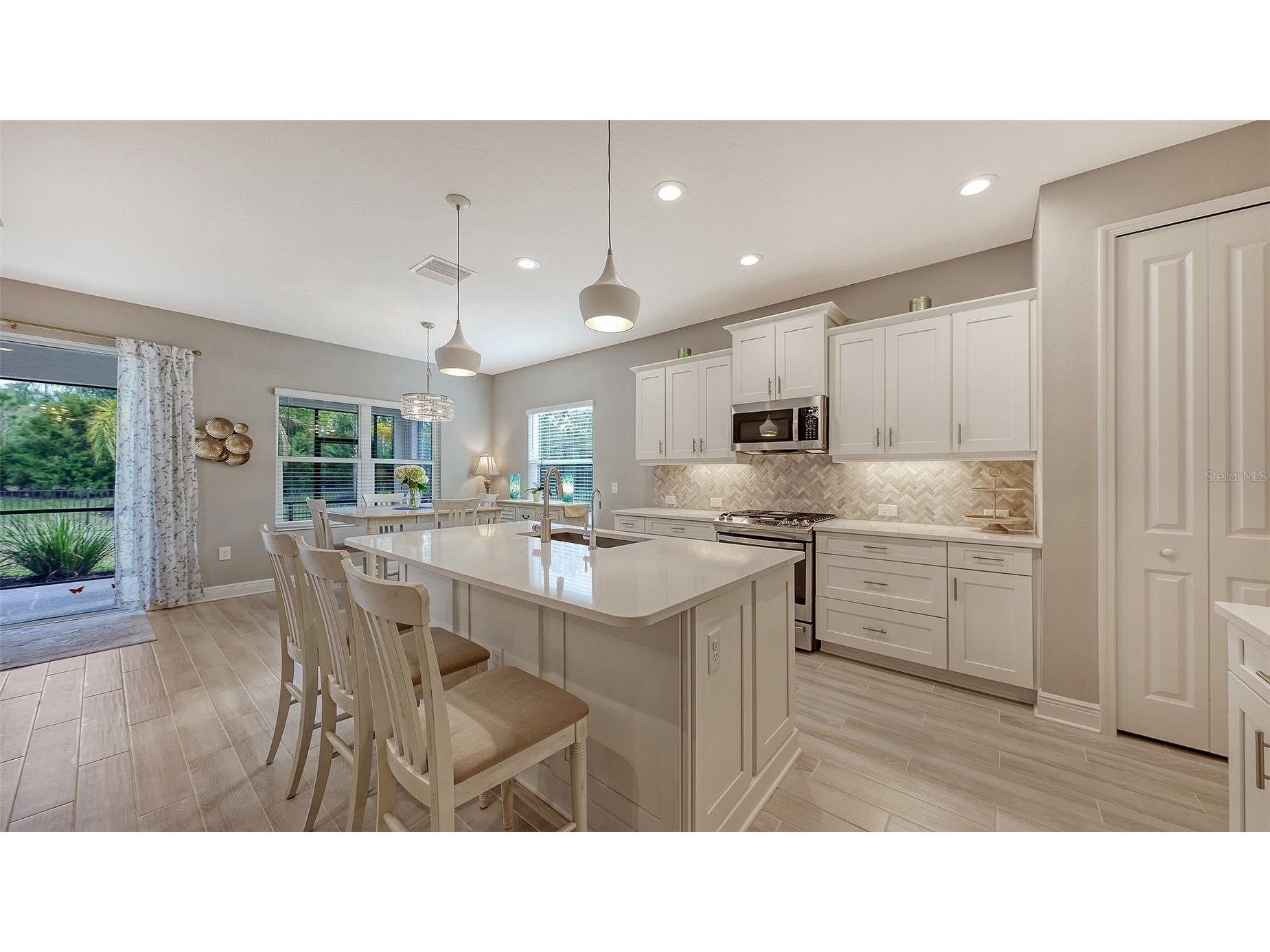 10193 Canaveral Circle Sarasota FL 34241 A4675911 image8