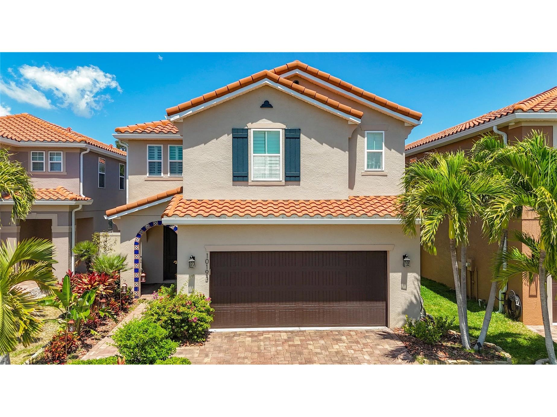 10193 Grand Oak Circle Madeira Beach FL 33708 TB8499854 image1