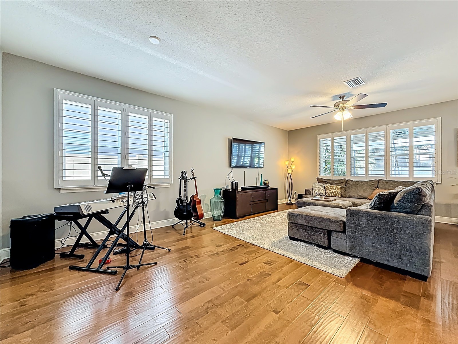 10193 Grand Oak Circle Madeira Beach FL 33708 TB8499854 image11
