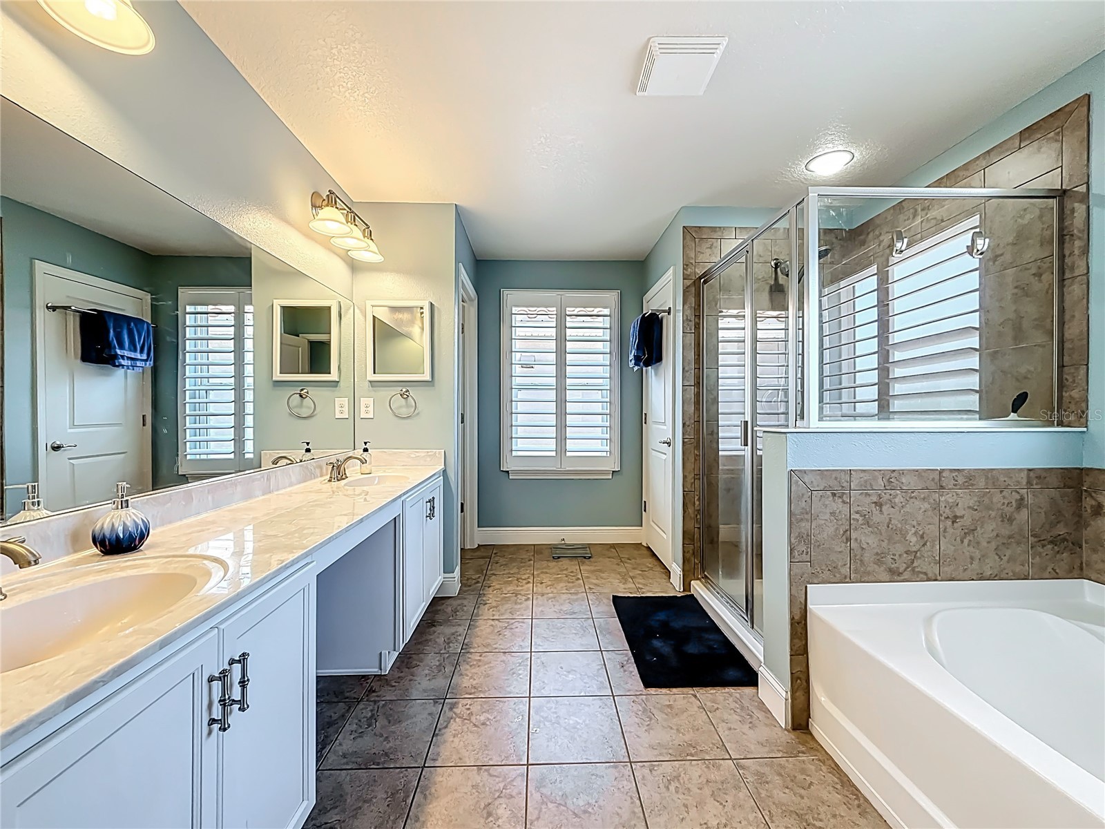 10193 Grand Oak Circle Madeira Beach FL 33708 TB8499854 image35