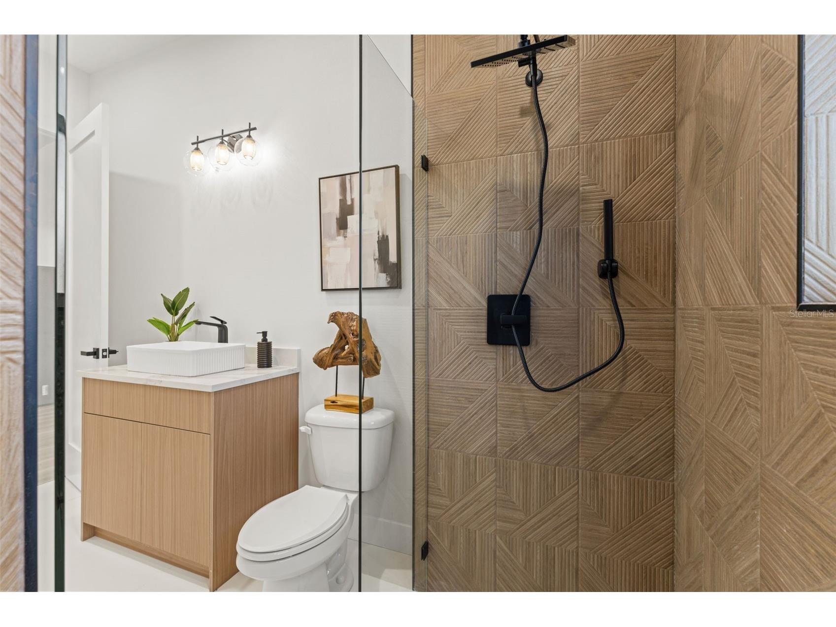 10194 Hodson Place Seminole FL 33776 TB8463816 image32