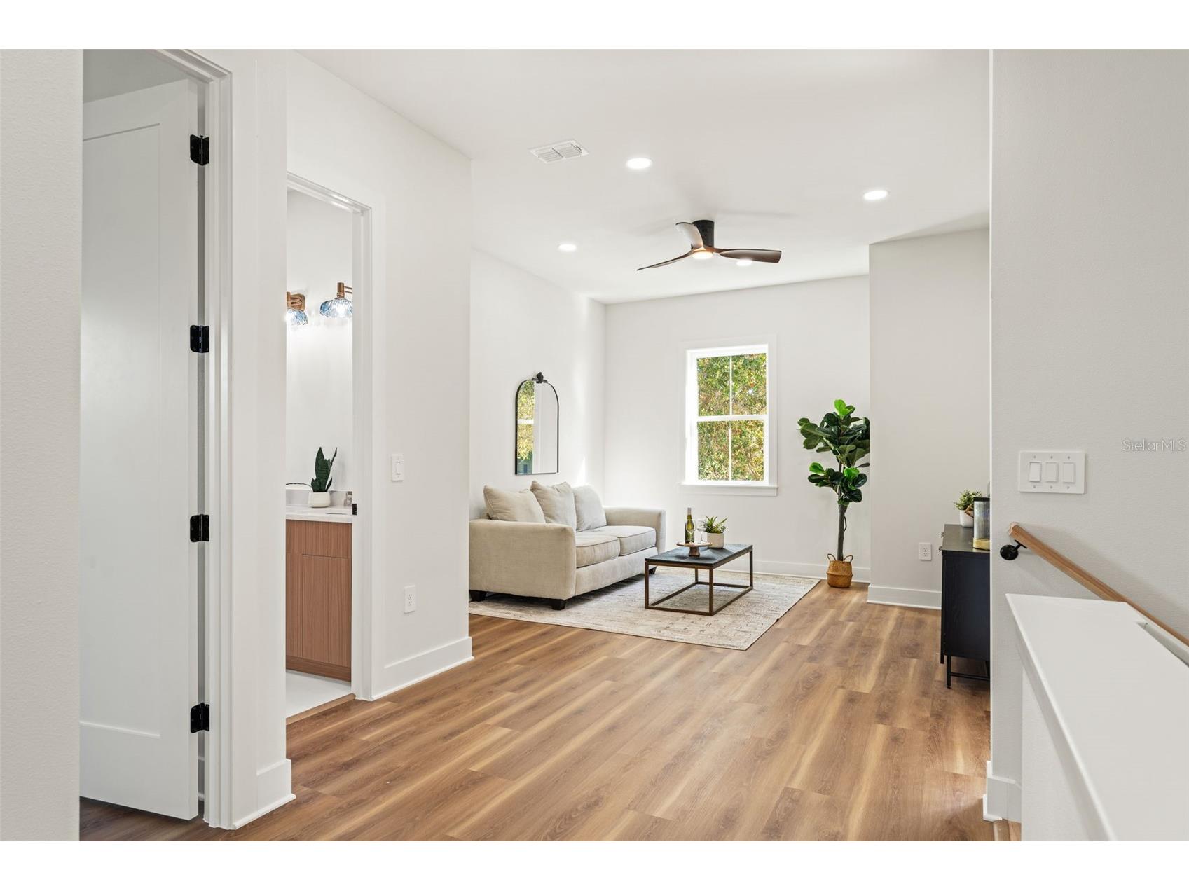 10194 Hodson Place Seminole FL 33776 TB8463816 image35