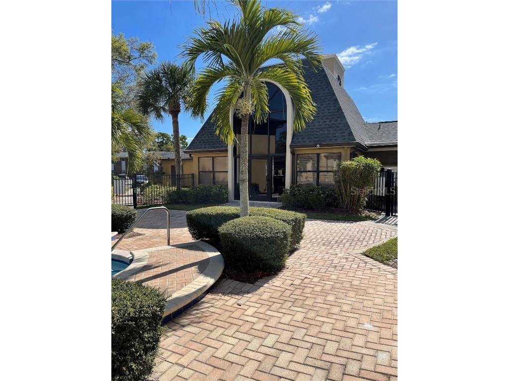 10195 Sailwinds Boulevard N #108 Largo FL 33773 - LAKE SEMINOLE T3458058 image1