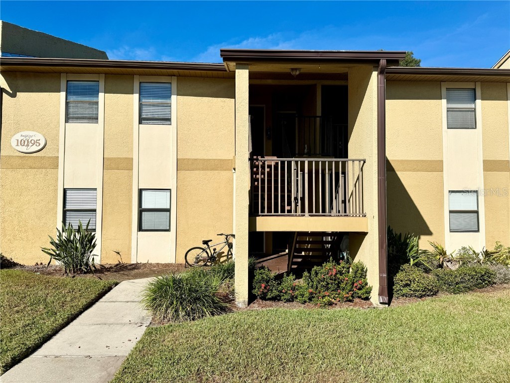 10195 Sailwinds Boulevard N #205 Largo FL 33773 U8222584 image1