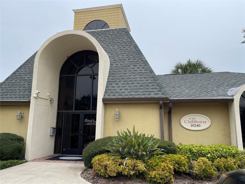 10195 Sailwinds Boulevard N #207 Largo FL 33773 - LAKE SEMINOLE T3498569 image1