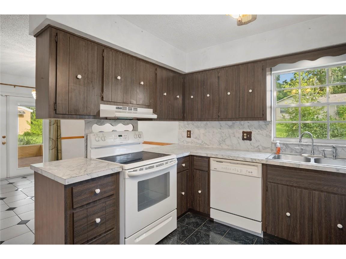 10196 Thayer Street Brooksville FL 34601 W7878152 image16