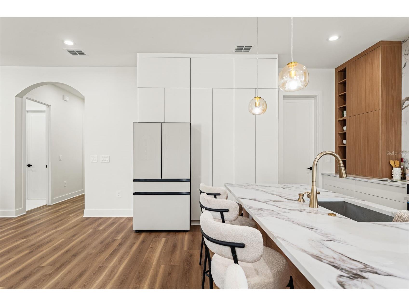 10198 Hodson Place Seminole FL 33776 TB8500446 image23