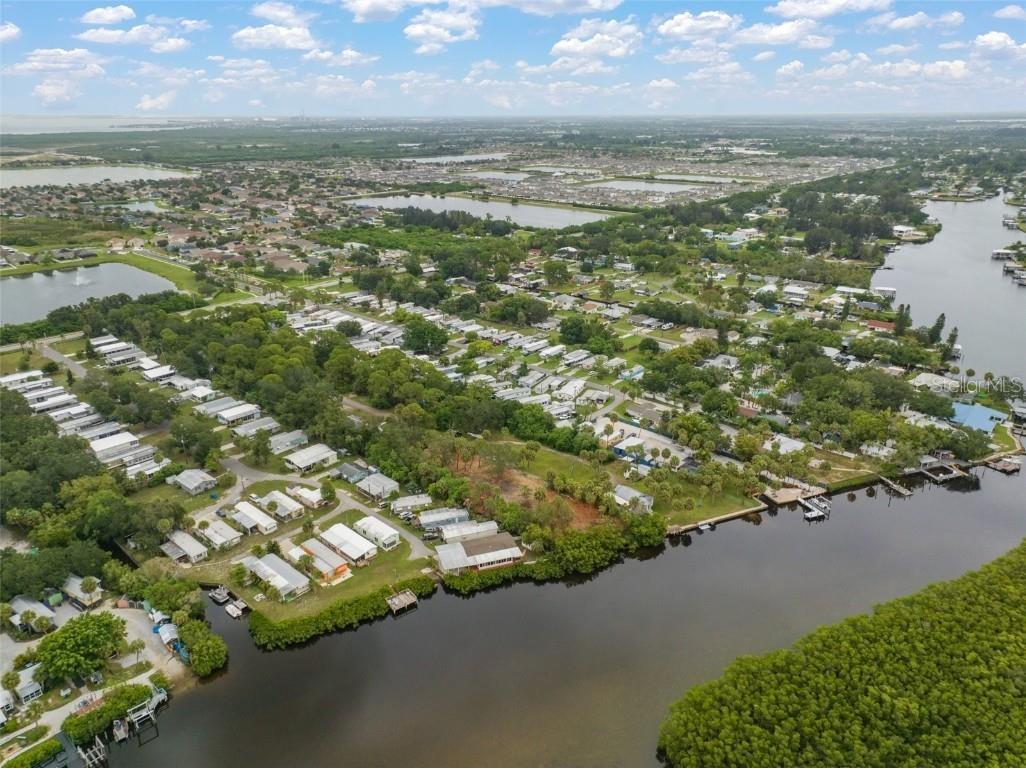 102 20th Street NW Ruskin FL 33570 T3462365 image1