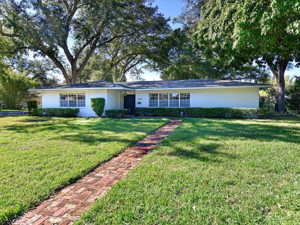 102 35th Street NW Bradenton FL 34205 A4520669 image1