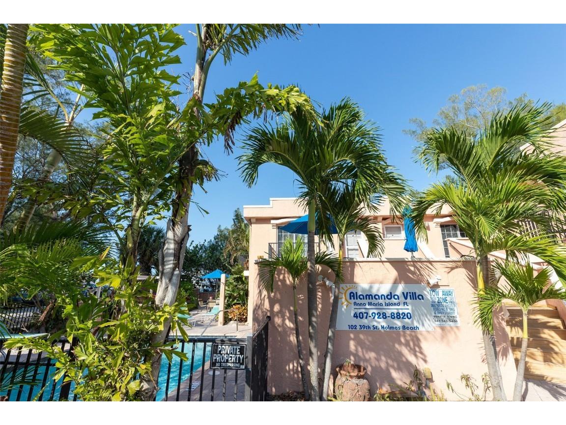 102 39th Street #2 Holmes Beach FL 34217 A4597240 image2