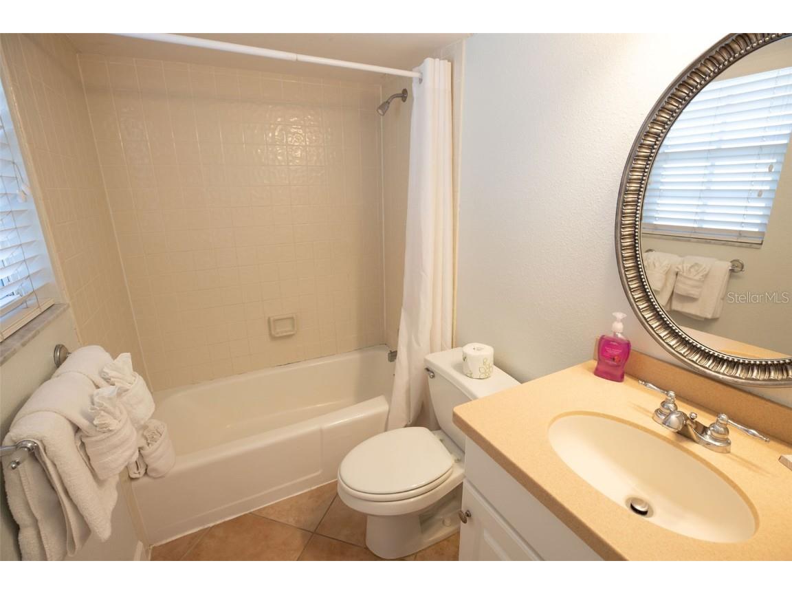 102 39th Street #2 Holmes Beach FL 34217 A4597240 image22