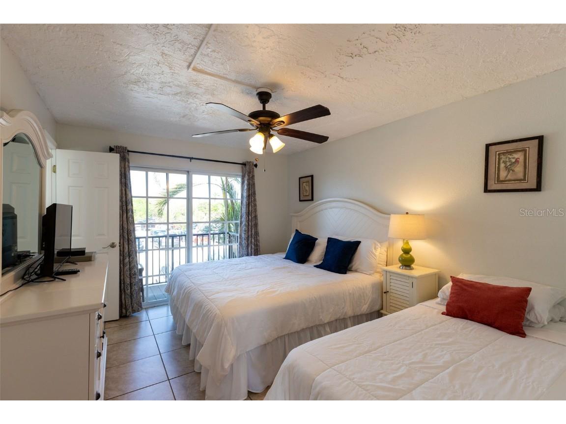 102 39th Street #2 Holmes Beach FL 34217 A4597240 image32