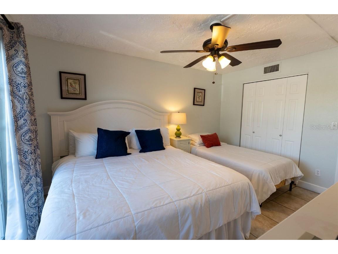 102 39th Street #2 Holmes Beach FL 34217 A4597240 image34