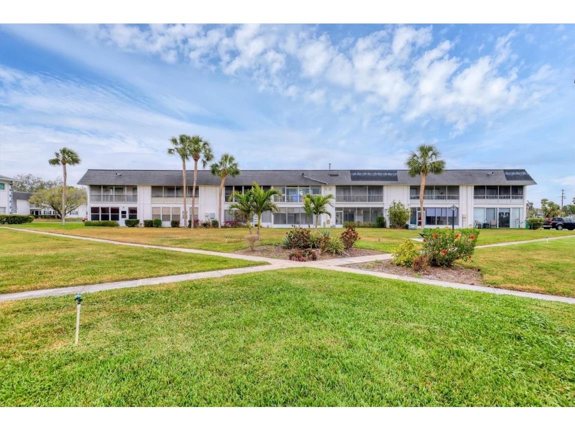 102 46th Avenue Terrace W #402 Bradenton FL 34207 A4641408 image30