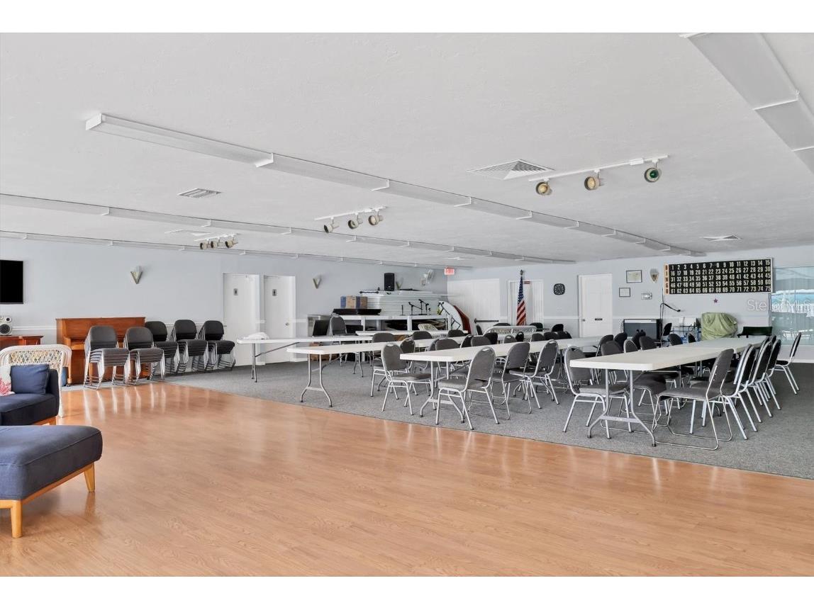 102 46th Avenue Terrace W #402 Bradenton FL 34207 A4641408 image34