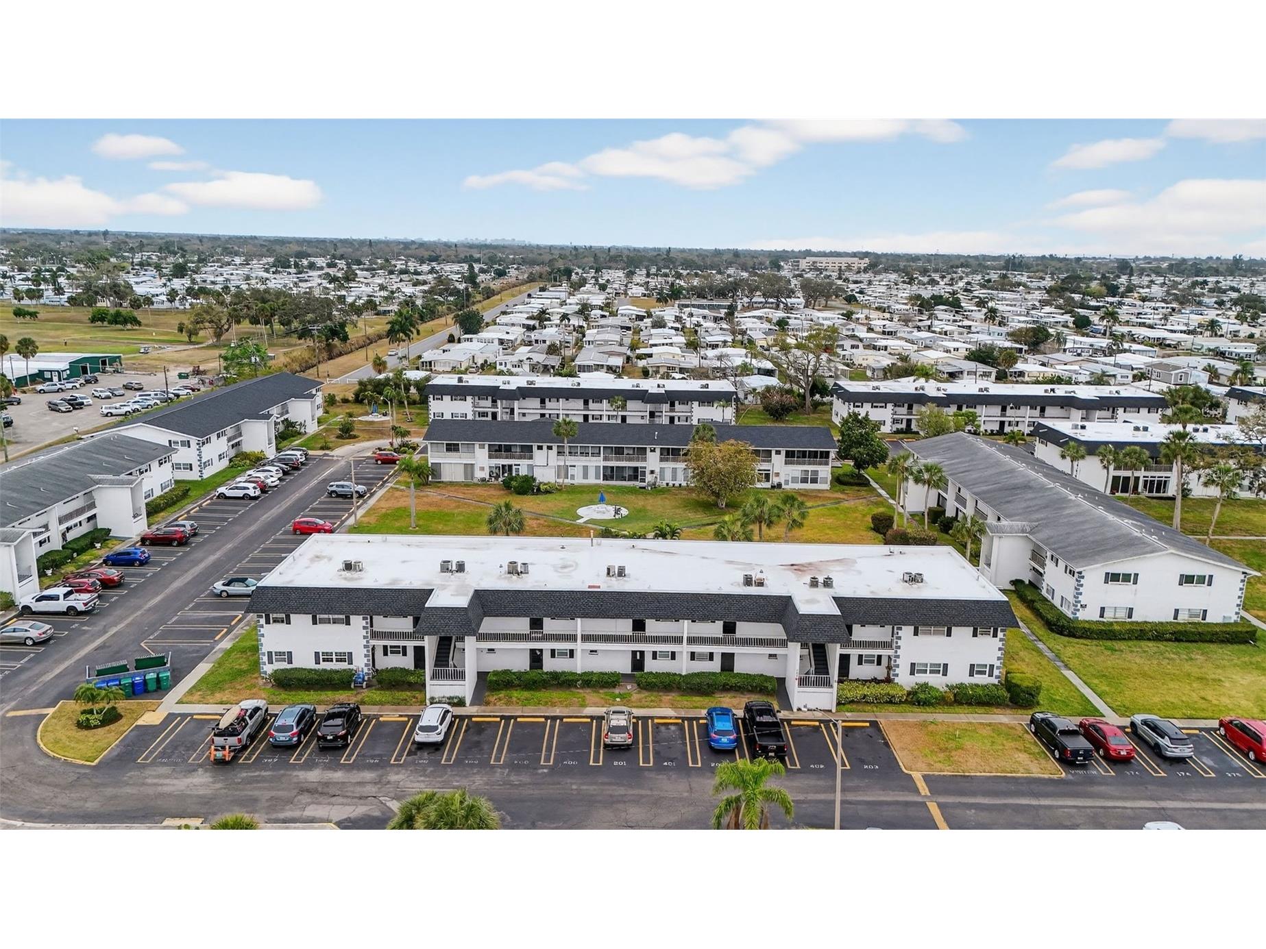 102 46th Avenue Terrace W #402 Bradenton FL 34207 A4684325 image2