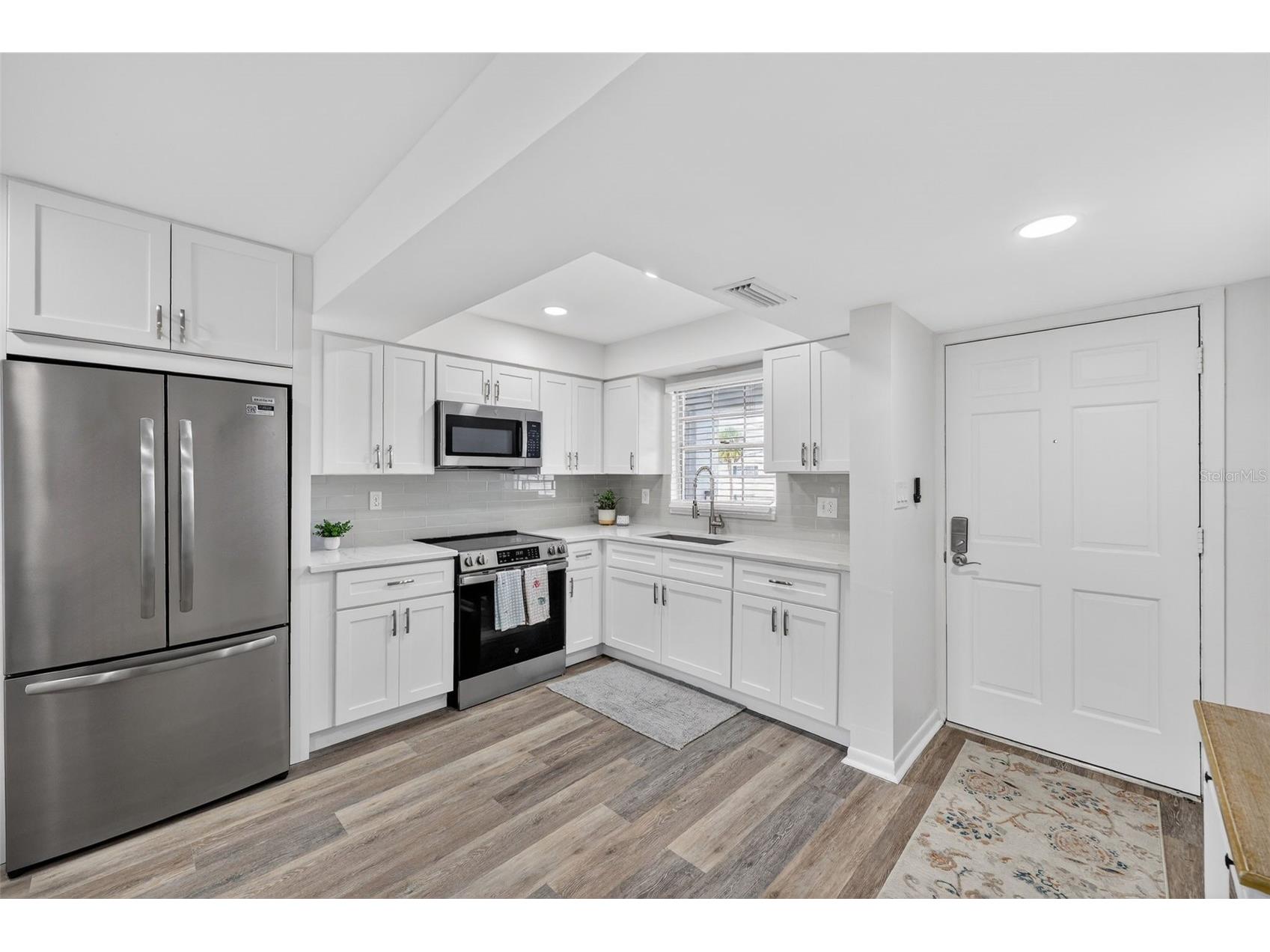 102 46th Avenue Terrace W #402 Bradenton FL 34207 A4684325 image5