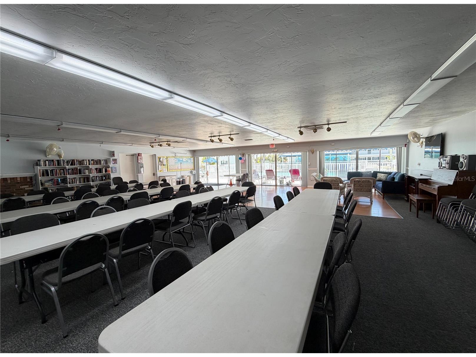 102 46th Avenue Terrace W #403 Bradenton FL 34207 A4690394 image46