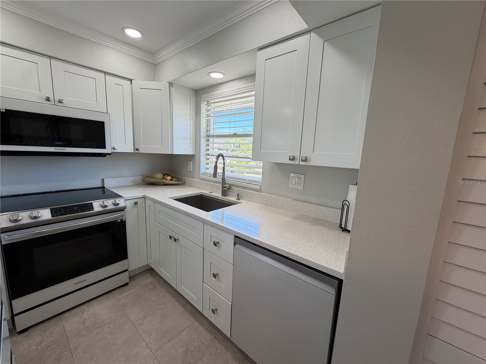 102 46th Avenue Terrace W #403 Bradenton FL 34207 A4690394 image8