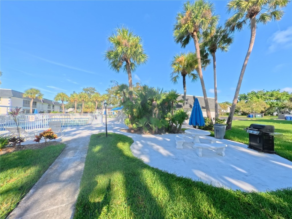 102 47th Avenue Drive W #342 Bradenton FL 34207 A4672066 image18