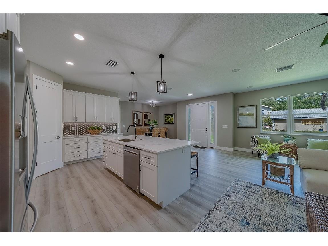 102 7th Avenue SE Largo FL 33771 TB8392636 image10