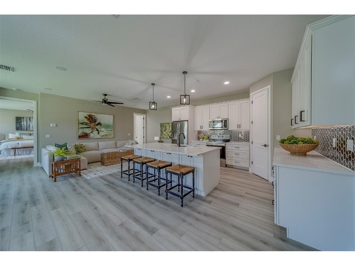 102 7th Avenue SE Largo FL 33771 TB8392636 image12