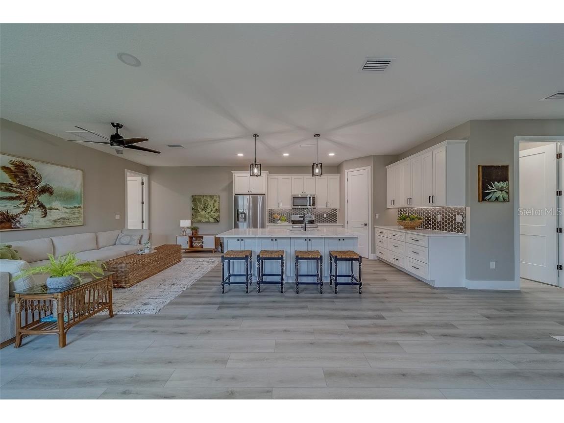 102 7th Avenue SE Largo FL 33771 TB8392636 image16