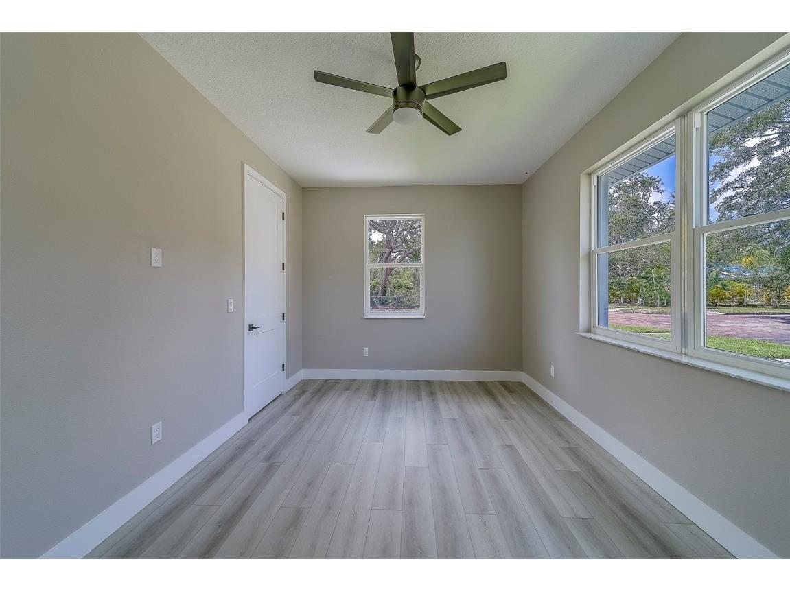 102 7th Avenue SE Largo FL 33771 TB8392636 image32