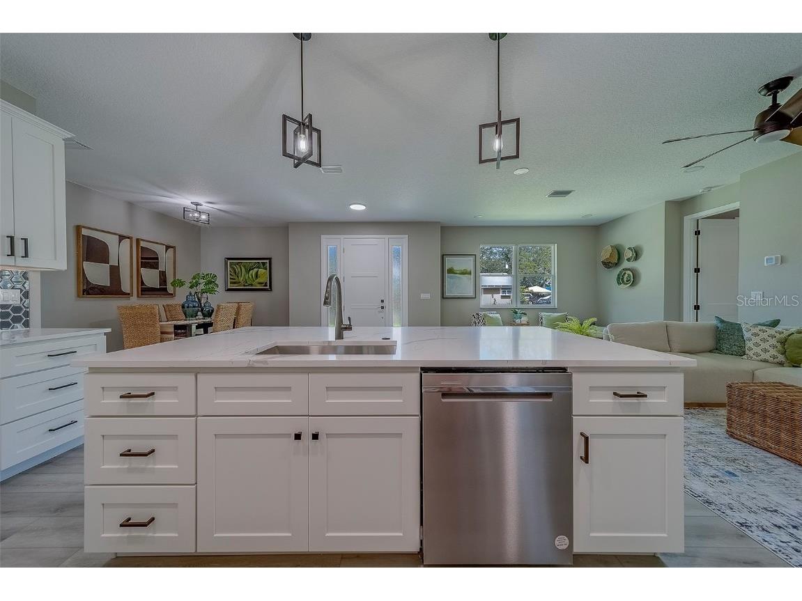 102 7th Avenue SE Largo FL 33771 TB8392636 image9