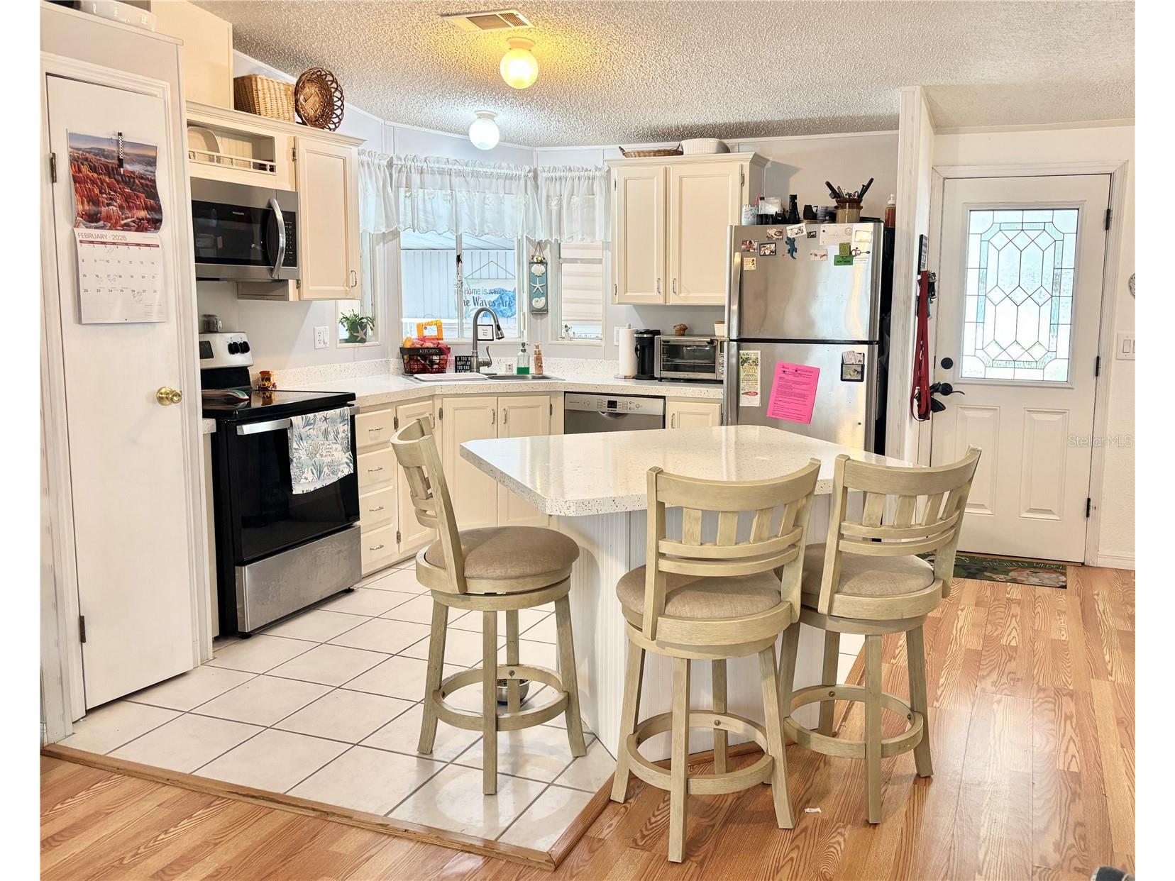 102 Americana Court NE #206 Saint Petersburg FL 33702 - TAMPA BAY TB8491401 image10