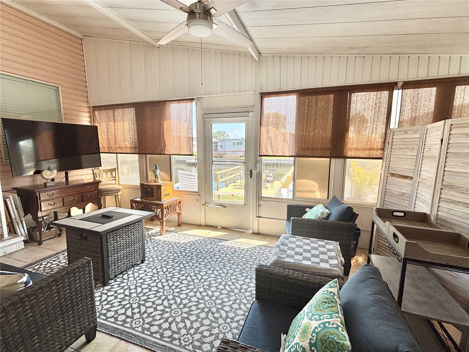 102 Americana Court NE #206 Saint Petersburg FL 33702 - TAMPA BAY TB8491401 image28