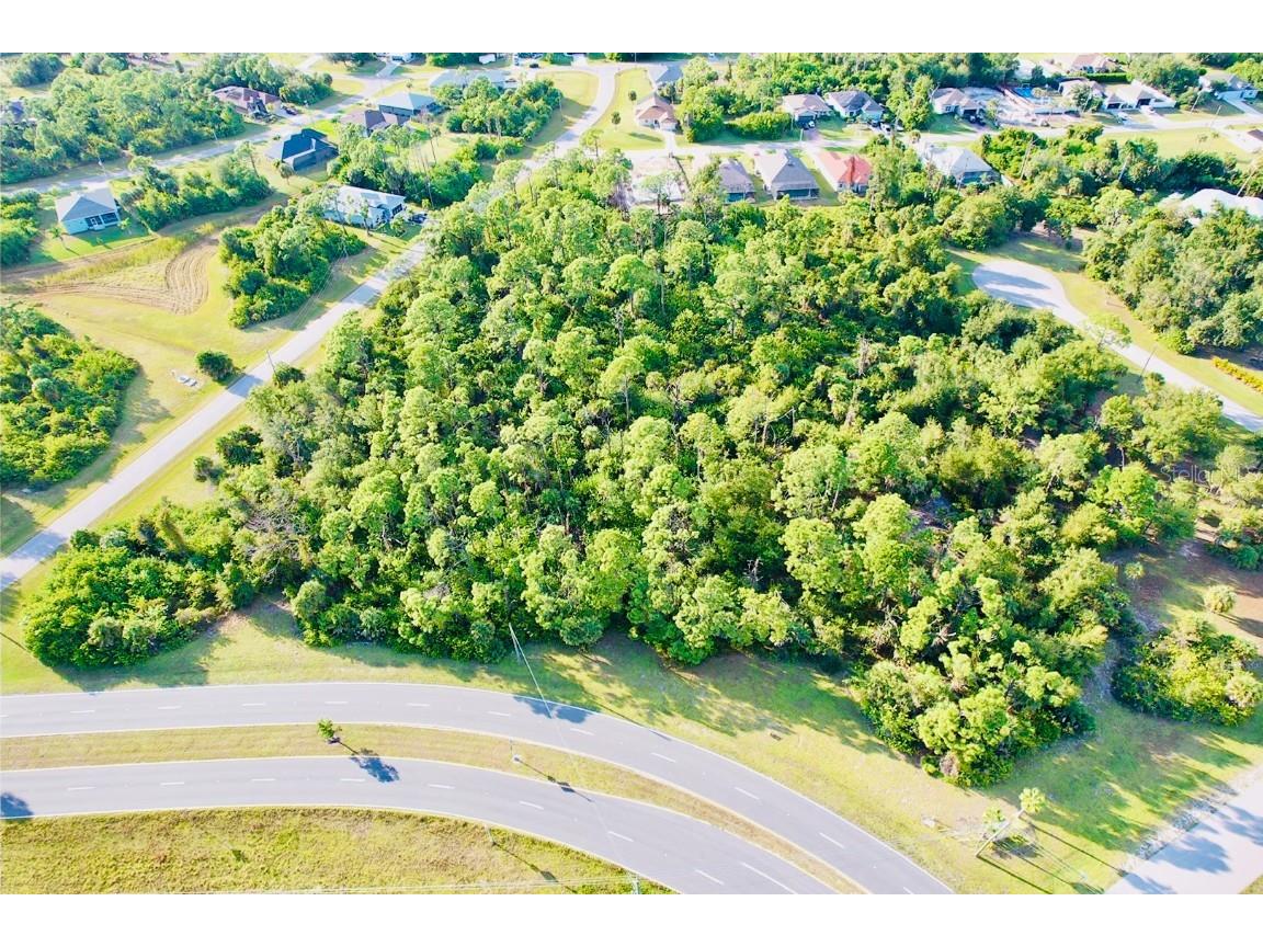 102 Antilla Drive Rotonda West FL 33947 N6141372 image1