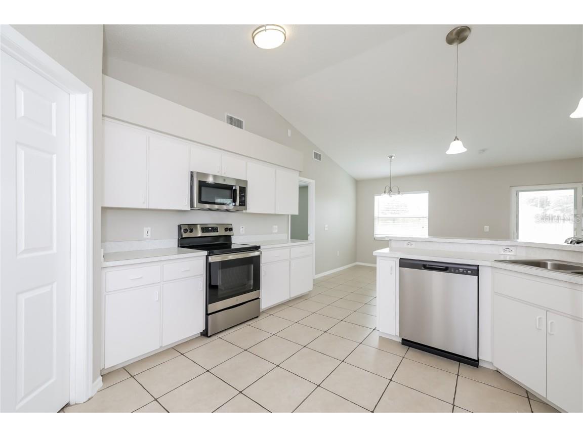 102 Ashley Loop Davenport FL 33837 O6365871 image6