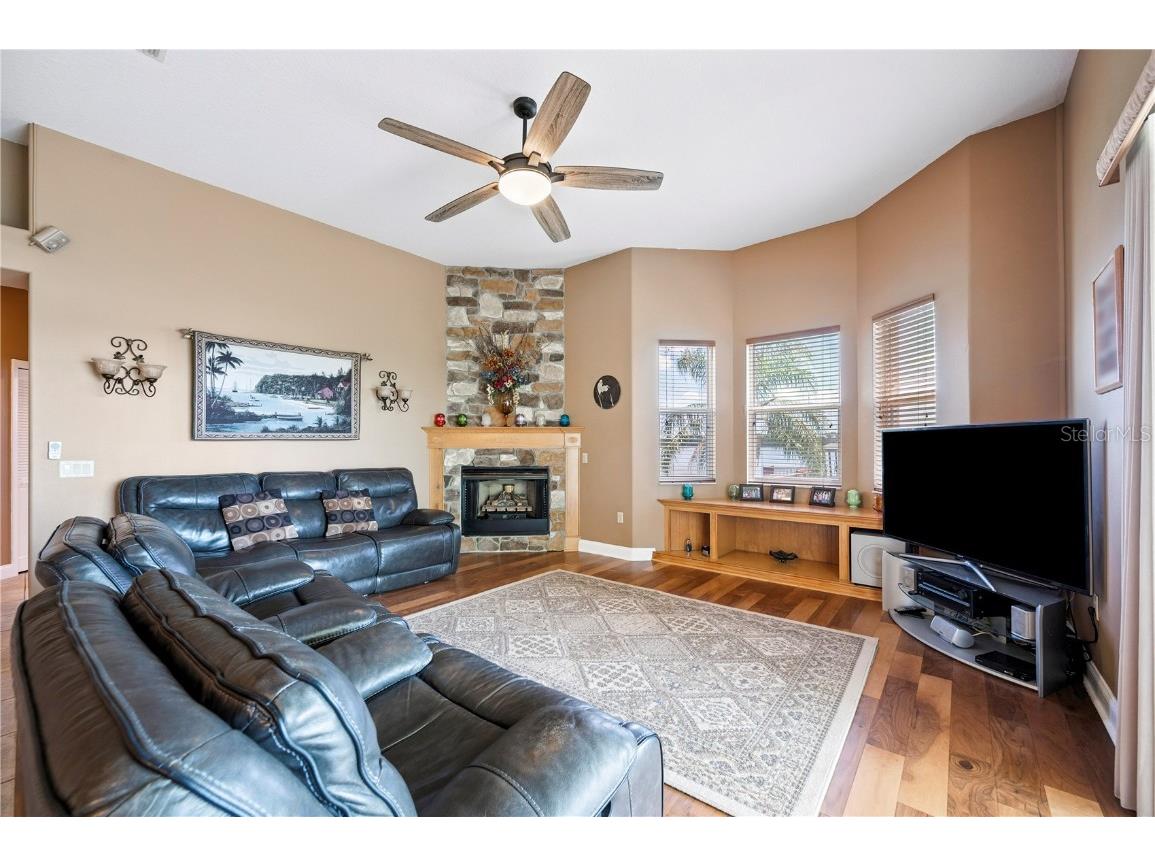 102 Bayberry Drive Polk City FL 33868 - LAKE AGNES L4955251 image12