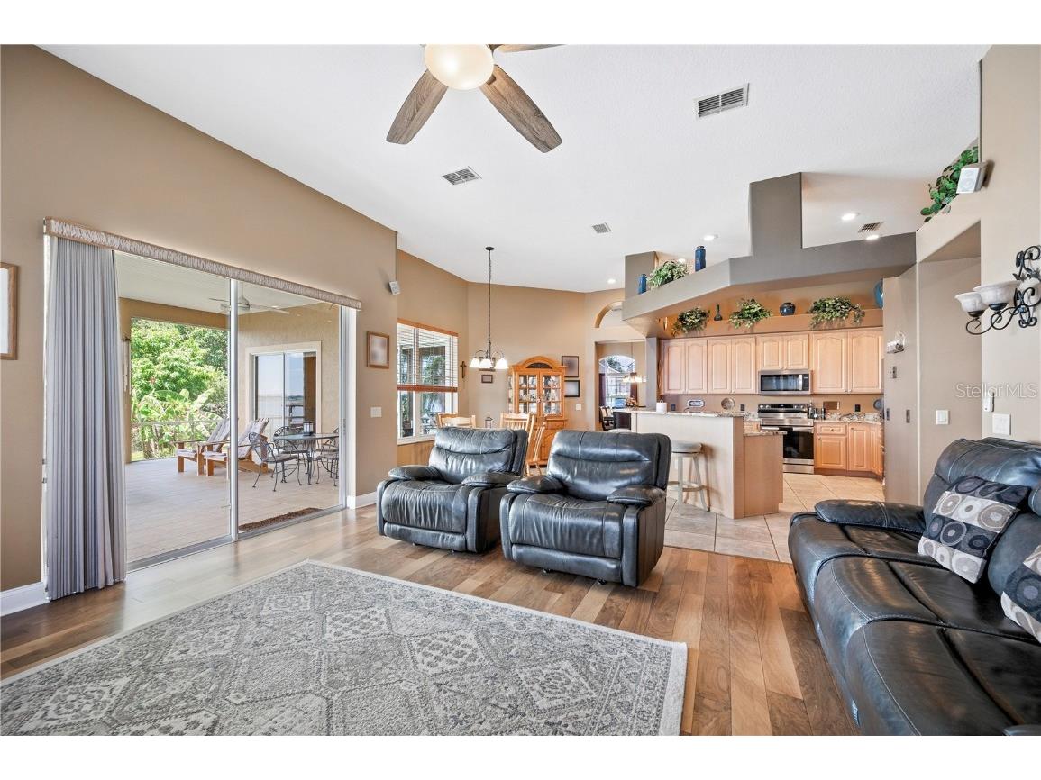 102 Bayberry Drive Polk City FL 33868 - LAKE AGNES L4955251 image14