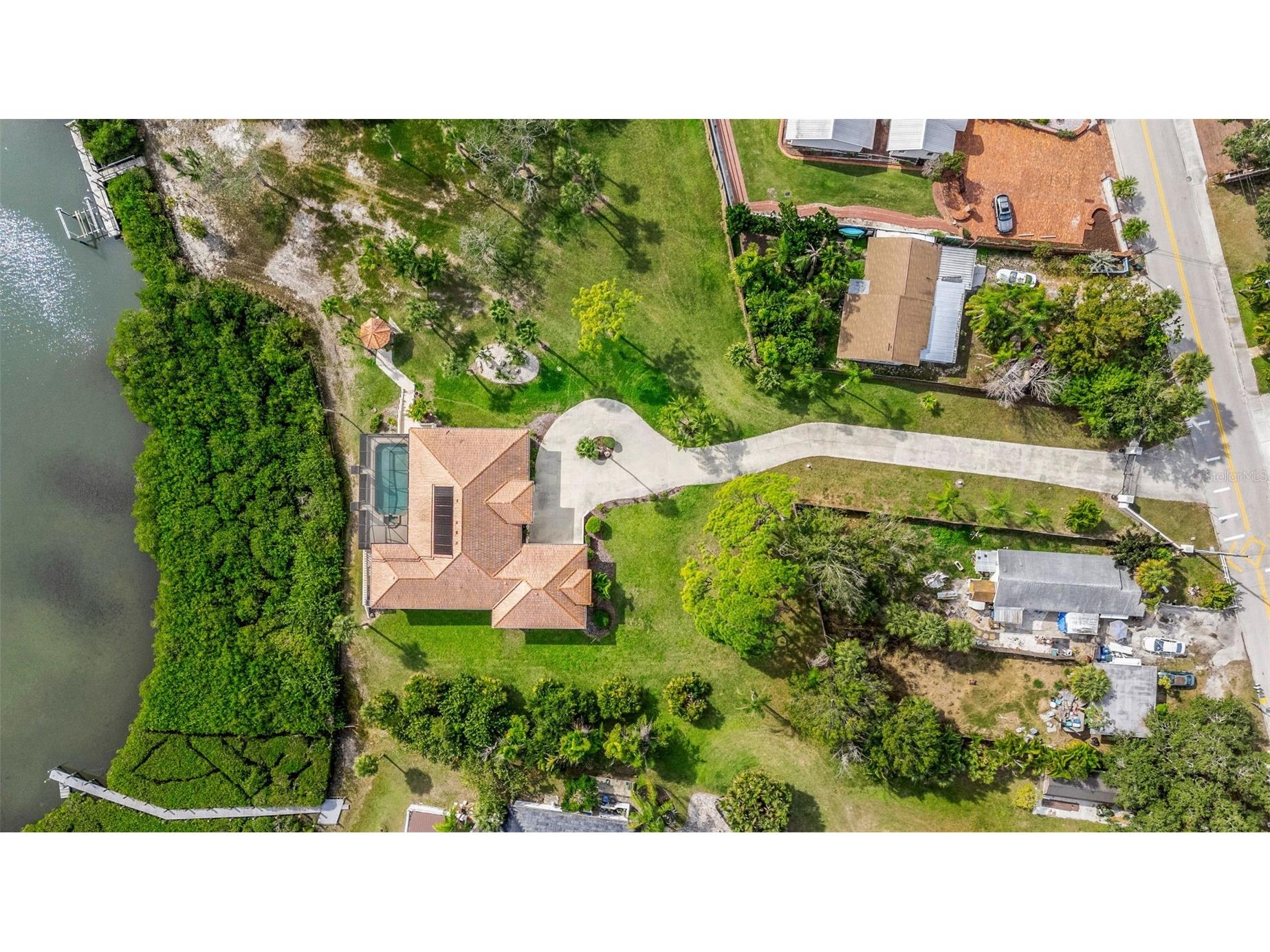 102 Brenda Lane Nokomis FL 34275 - ROBERT'S BAY A4678670 image2