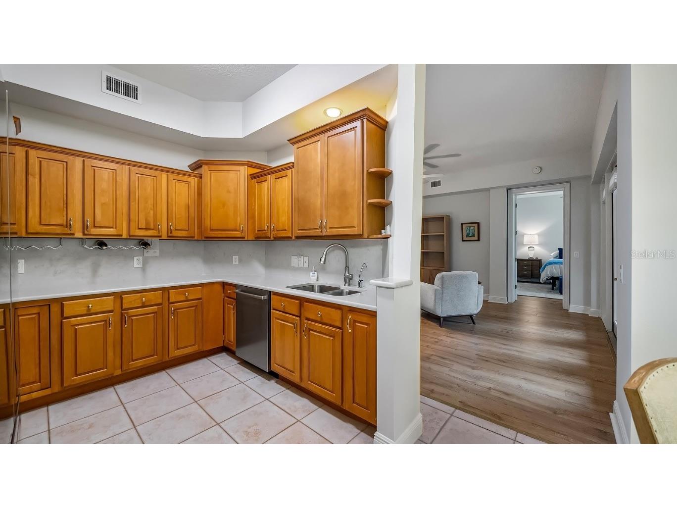 102 Camino Real Boulevard #102 Howey In The Hills FL 34737 G5091599 image16