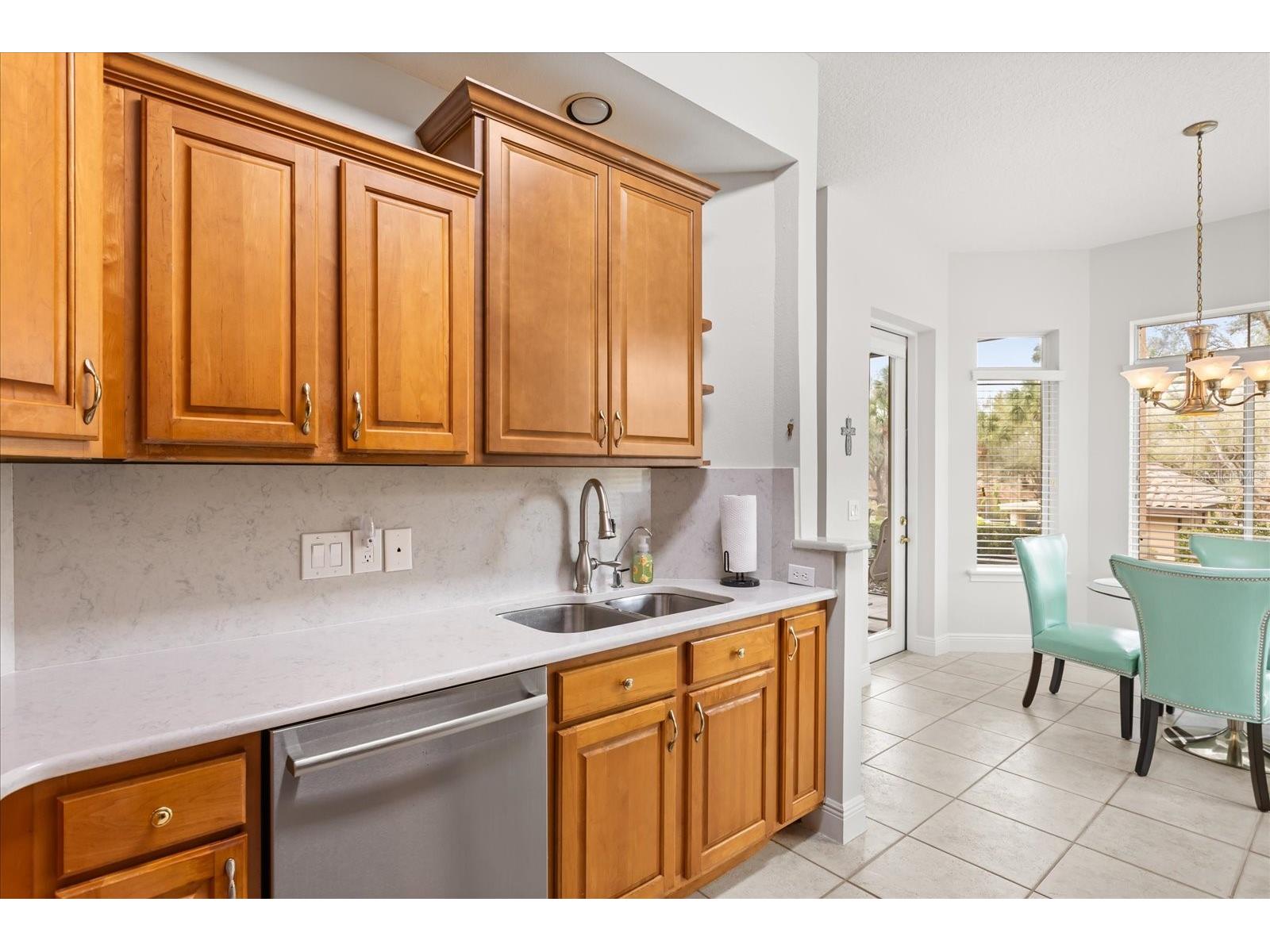 102 Camino Real Boulevard #102 Howey In The Hills FL 34737 G5108829 image8