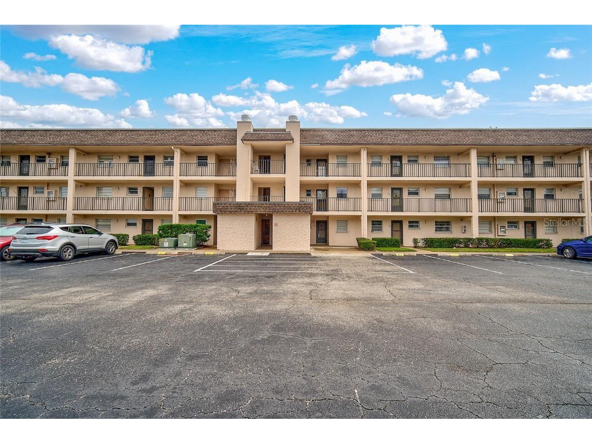 102 Capri Isles Boulevard #102 Venice FL 34292 A4589981 image1