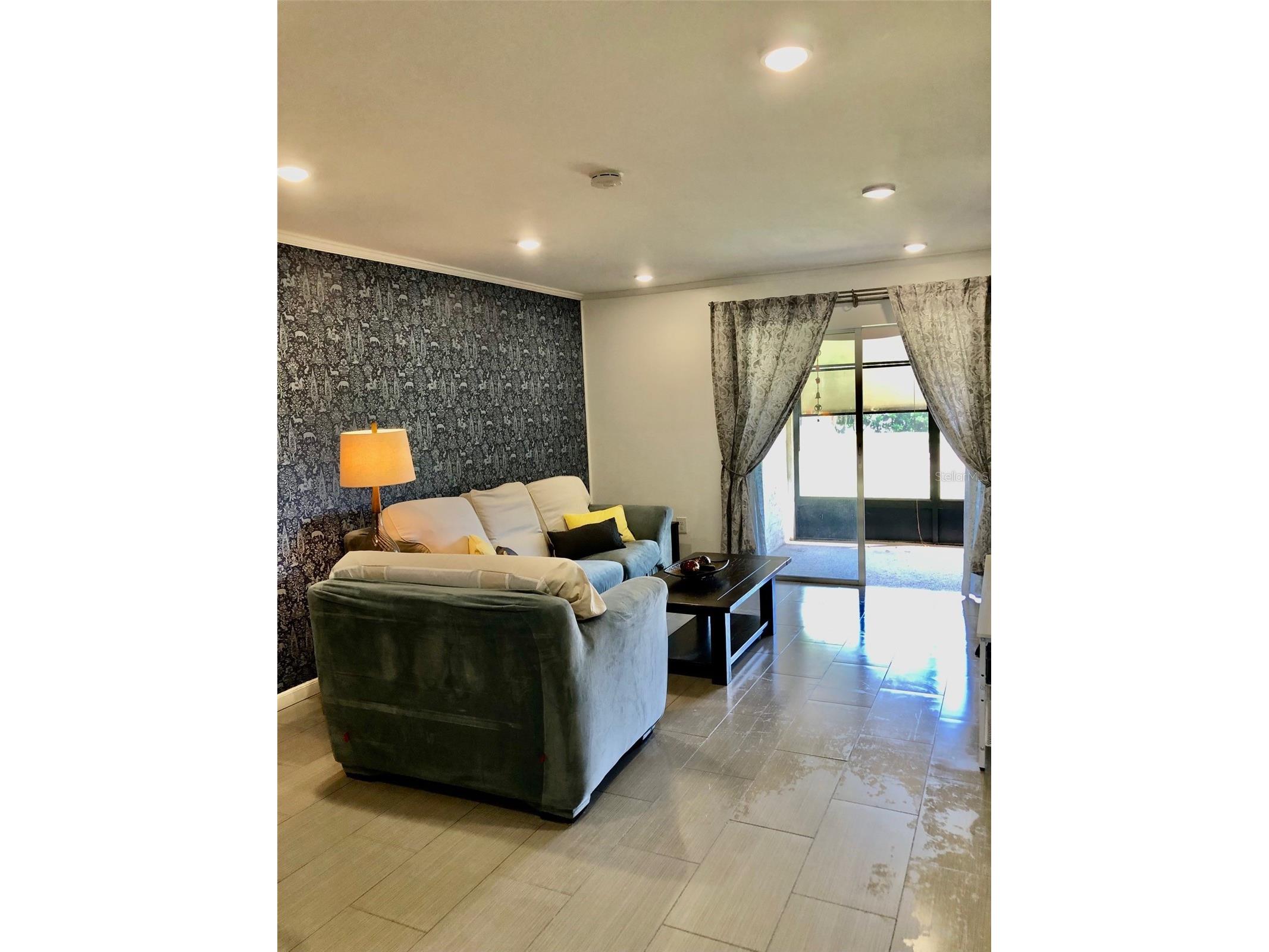 102 Capri Isles Boulevard #106 Venice FL 34292 A4686407 image3