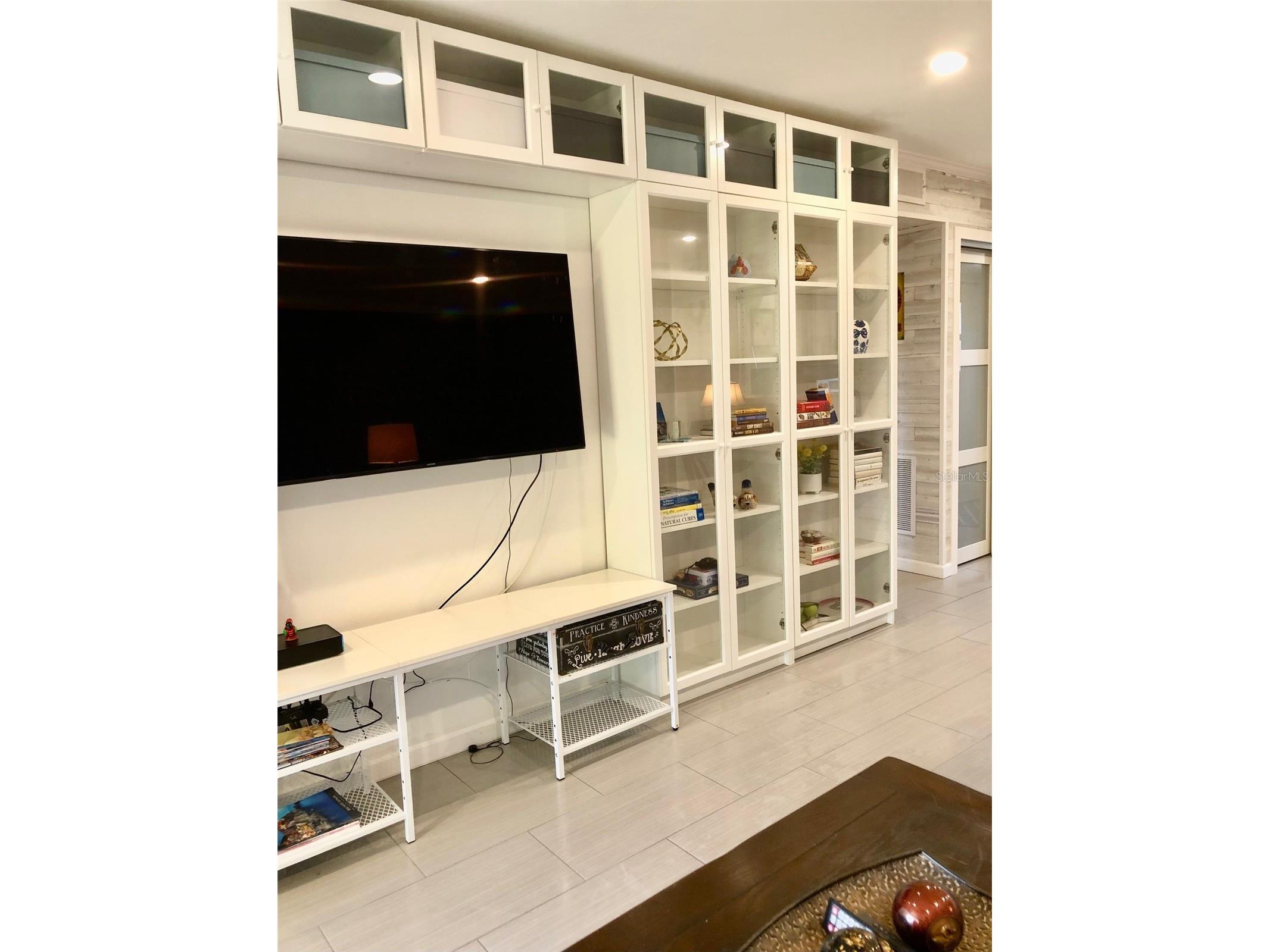 102 Capri Isles Boulevard #106 Venice FL 34292 A4686407 image9