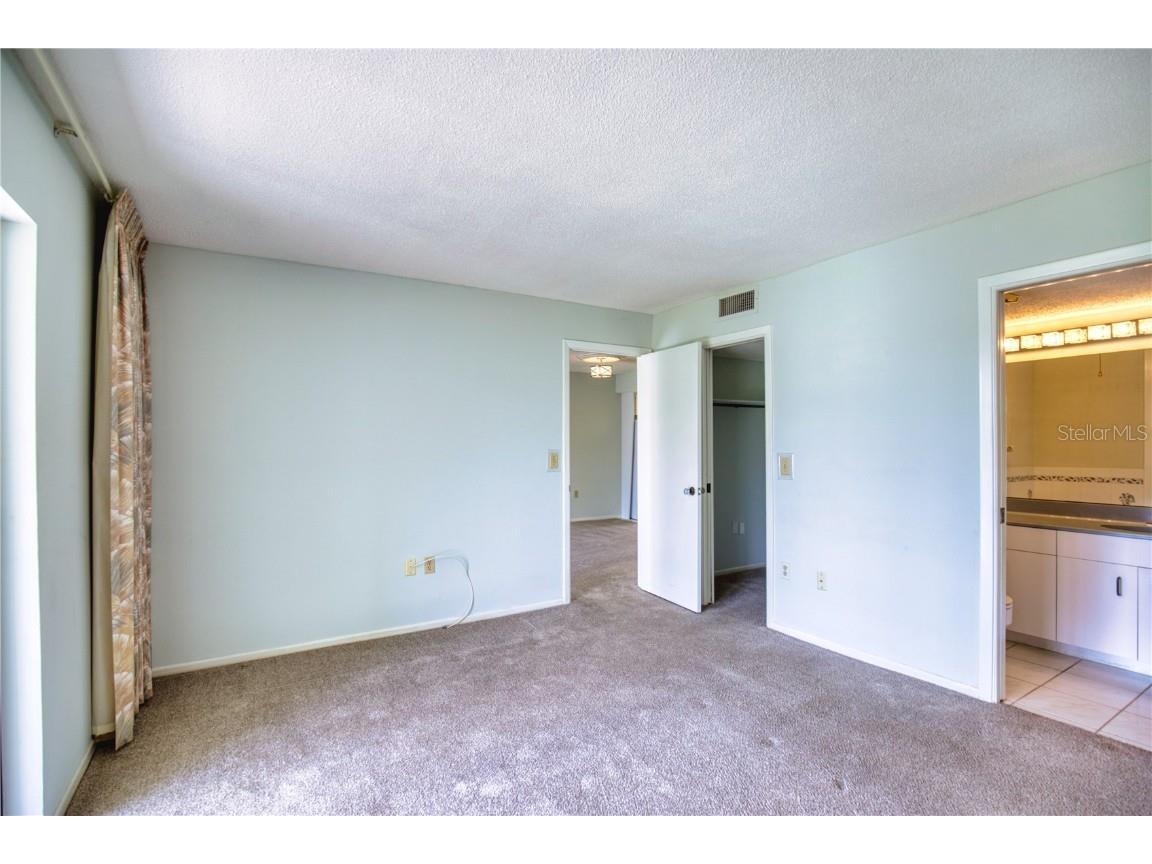 102 Capri Isles Boulevard #207 Venice FL 34292 N6140435 image14