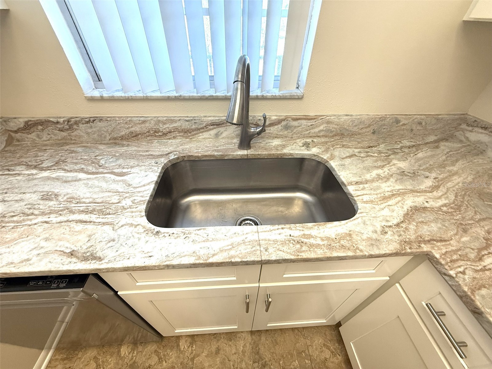 102 Capri Isles Boulevard #306 Venice FL 34292 N6143531 image11